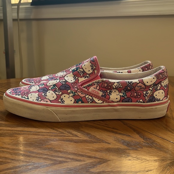 Hello Kitty x Vans Slip Ons Pink / White W10.5 | M9 GUC - Picture 8 of 17